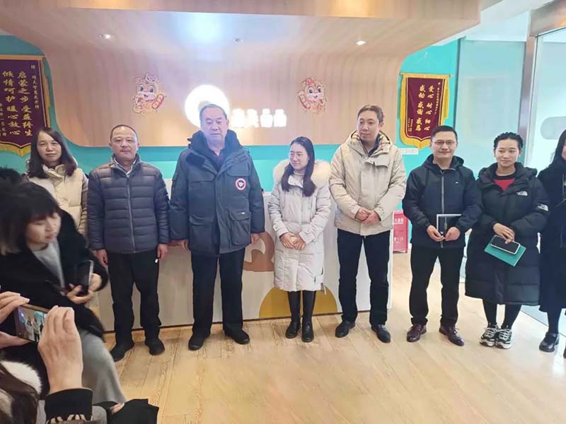 顾连芒果成都成华中心开业